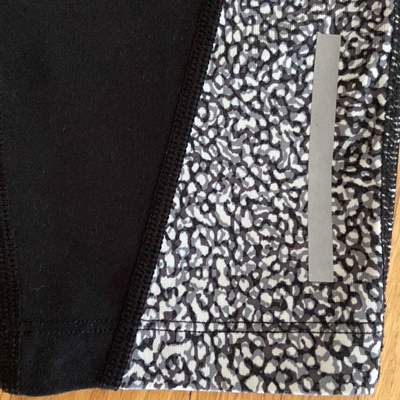 Nike Dri-Fit Running Cropped Leggings - Picture 7 of 10